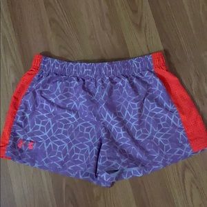 Under Armour - Running shorts